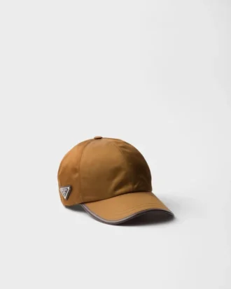 Baseballová čepice z materiálu Re-Nylon a kůže Baseballová čepice z materiálu Re-Nylon a kůže