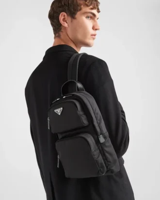 Batoh z materiálu Re-Nylon a kůže Saffiano