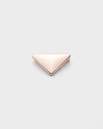 Brož Eternal Gold Small Triangle v růžovém zlatě Brož Eternal Gold Small Triangle v růžovém zlatě