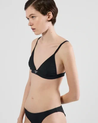 Žebrované bikiny