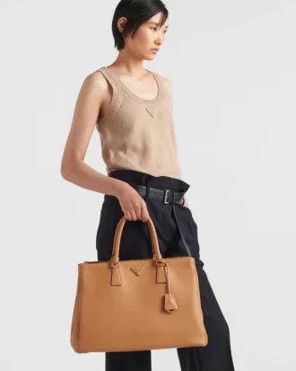 Extra velká kožená taška Prada Buckle