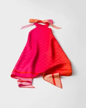 Halter top z potištěného hedvábného kepru