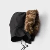 Kapuce z materiálu Re-Nylon a ovčí kůže Kapuce z materiálu Re-Nylon a ovčí kůže