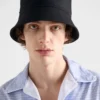 Klobouk typu bucket hat z drillu Klobouk typu bucket hat z drillu