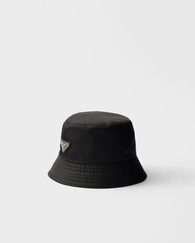 Klobouk typu bucket hat z materiálu Re-Nylon Klobouk typu bucket hat z materiálu Re-Nylon