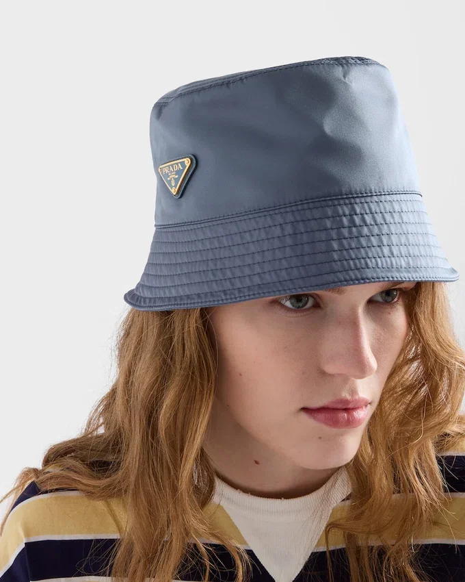 Klobouk typu bucket hat z materiálu Re-Nylon Klobouk typu bucket hat z materiálu Re-Nylon