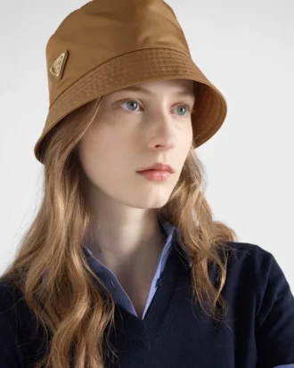 Klobouk typu bucket hat z materiálu Re-Nylon
