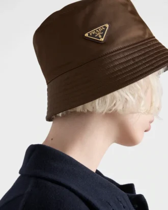 Klobouk typu bucket hat z materiálu Re-Nylon