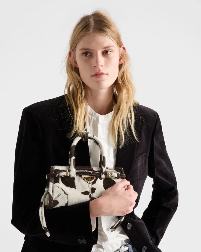 Kožená kabelka Prada Bonnie Mini s potiskem Kožená kabelka Prada Bonnie Mini s potiskem