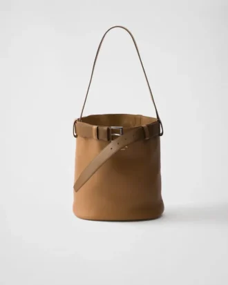 Kožená kabelka Prada Buckle s páskem