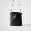 Kožená kabelka Prada Buckle s páskem Kožená kabelka Prada Buckle s páskem