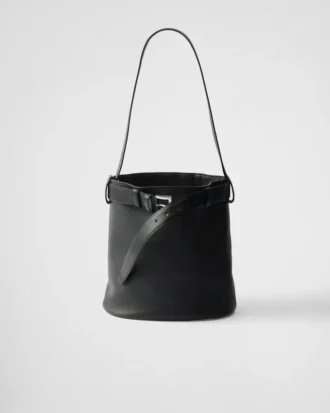 Kožená kabelka Prada Buckle s páskem