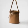 Kožená kabelka Prada Buckle s páskem Kožená kabelka Prada Buckle s páskem