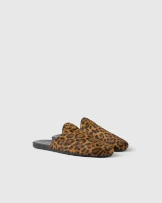 Kožené pantofle s leopardím potiskem