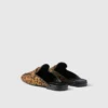 Kožené pantofle s leopardím potiskem