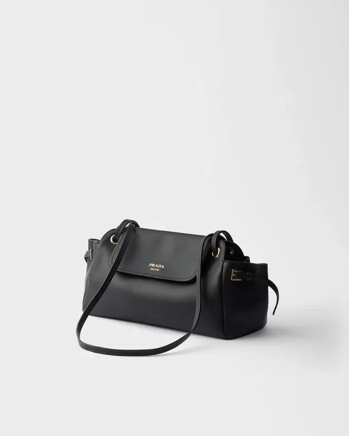 Kožená taška přes rameno Prada Carry Medium Kožená taška přes rameno Prada Carry Medium
