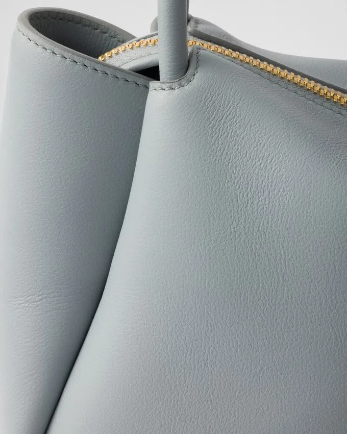 Kožená taška přes rameno Prada Darling Medium Kožená taška přes rameno Prada Darling Medium