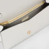 Kožená taška přes rameno Saffiano Kožená taška přes rameno Saffiano