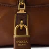 Kožená taška Prada Bowling Medium s horním uchem