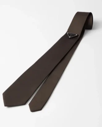 Kravata z gabardínu Re-Nylon