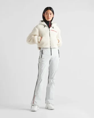 Krátká bunda z dvojitého fleece