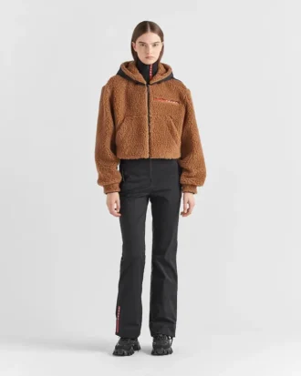 Krátká bunda z dvojitého fleece