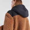 Krátká bunda z dvojitého fleece