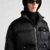 Krátká péřová bunda z materiálu Re-Nylon Krátká péřová bunda z materiálu Re-Nylon