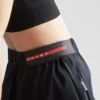 Lehké kalhoty s širokými nohavicemi z materiálu Bi-Stretch Lehké kalhoty s širokými nohavicemi z materiálu Bi-Stretch
