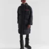 Lehký péřový kabát z materiálu Re-Nylon Lehký péřový kabát z materiálu Re-Nylon