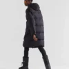 Lehký péřový kabát z materiálu Re-Nylon Lehký péřový kabát z materiálu Re-Nylon