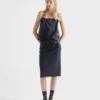Lehký top z materiálu Re-Nylon Lehký top z materiálu Re-Nylon