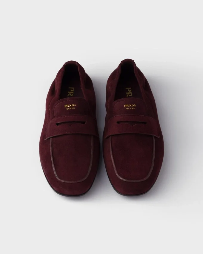 Loafers Shuffle z patinované semišové kůže Loafers Shuffle z patinované semišové kůže