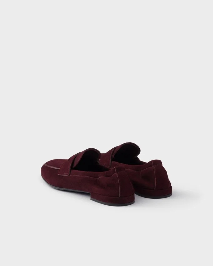 Loafers Shuffle z patinované semišové kůže Loafers Shuffle z patinované semišové kůže