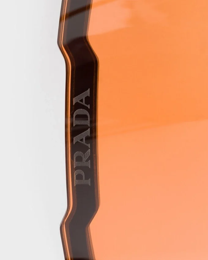 Lyžařské brýle Prada Linea Rossa by Oakley s vyměnitelnými skly Lyžařské brýle Prada Linea Rossa by Oakley s vyměnitelnými skly