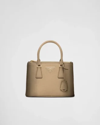 Malá kožená taška Prada Galleria Ombra Saffiano