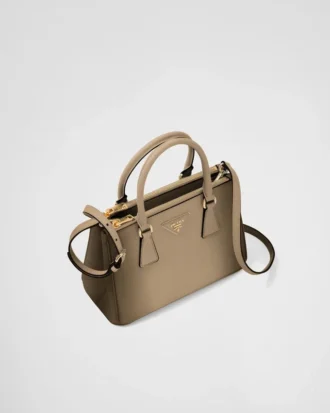 Malá kožená taška Prada Galleria Ombra Saffiano
