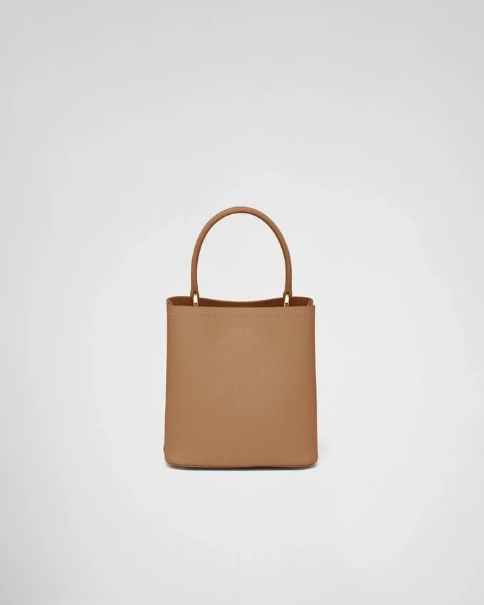 Malá kožená taška Prada Panier z kůže Saffiano Malá kožená taška Prada Panier z kůže Saffiano