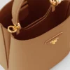 Malá kožená taška Prada Panier z kůže Saffiano Malá kožená taška Prada Panier z kůže Saffiano