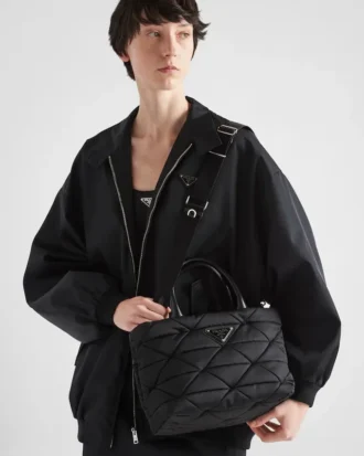 Malá polstrovaná taška z materiálu Re-Nylon