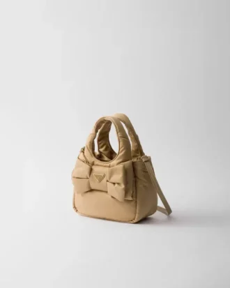 Mini polstrovaná taška Re-Nylon s mašlí