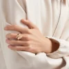 Mini prsten Eternal Gold Snake ze žlutého zlata a diamantů Mini prsten Eternal Gold Snake ze žlutého zlata a diamantů