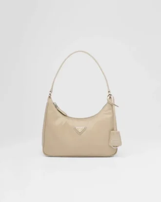 Mini taška Prada Re-Edition 2005 z materiálu Re-Nylon a Saffiano