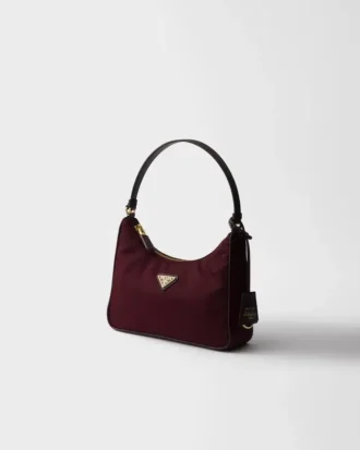 Mini taška Prada Re-Edition 2005 z materiálu Re-Nylon a Saffiano