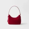 Mini taška Prada Re-Edition 2005 ze semiše
