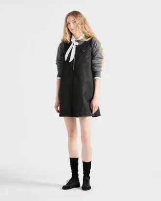 Minišaty z materiálu Re-Nylon
