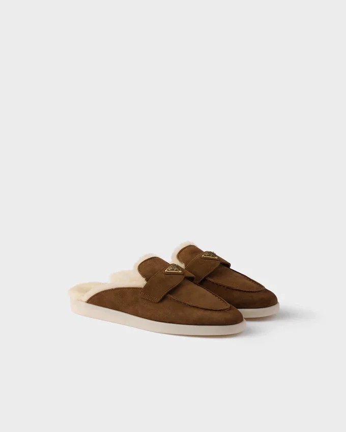 Mules ze semiše a ovčí kůže Mules ze semiše a ovčí kůže
