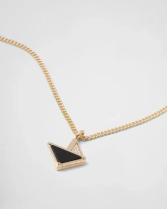 Náhrdelník Eternal Gold ze žlutého zlata s diamanty a onyxem Náhrdelník Eternal Gold ze žlutého zlata s diamanty a onyxem
