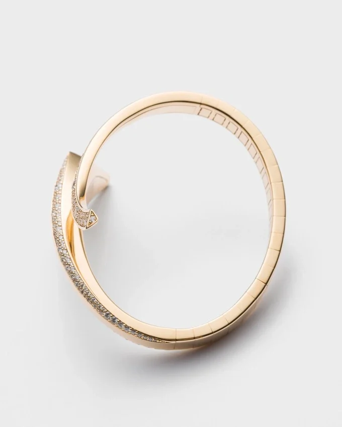 Náramek Eternal Gold Snake ze žlutého zlata a diamantů Náramek Eternal Gold Snake ze žlutého zlata a diamantů