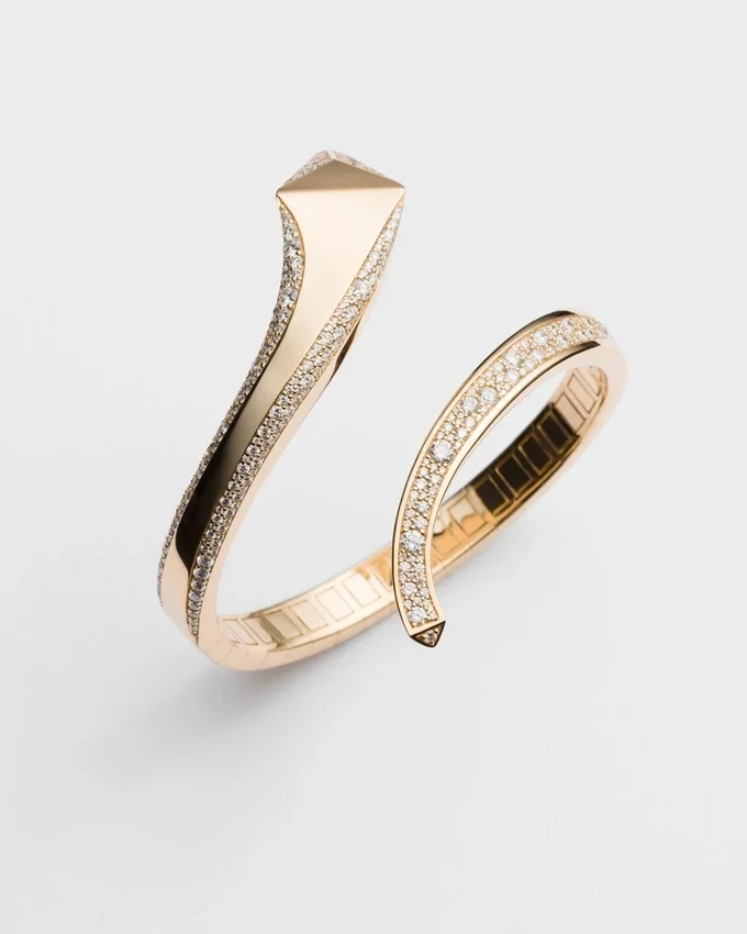 Náramek Eternal Gold Snake ze žlutého zlata a diamantů Náramek Eternal Gold Snake ze žlutého zlata a diamantů